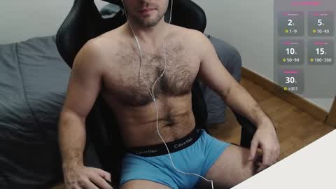 Snapshot of myhairymacho chatting on January 25, 2025, 2:58 am Juan  OF  myhairymacho online show from January 25, 2025, 2:58 am