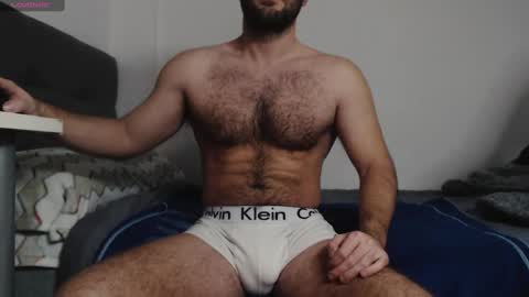Snapshot of myhairymacho chatting on February 23, 2025, 6:23 pm Juan  OF  myhairymacho online show from February 23, 2025, 6:23 pm
