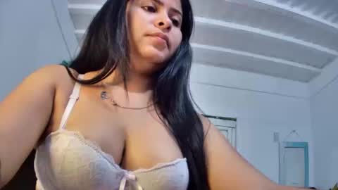myhoney_hot online show from January 28, 2025, 12:11 pm