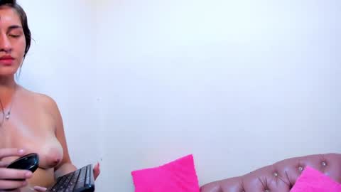 LINDA  AND EMILIO online show from December 5, 2024, 6:32 am