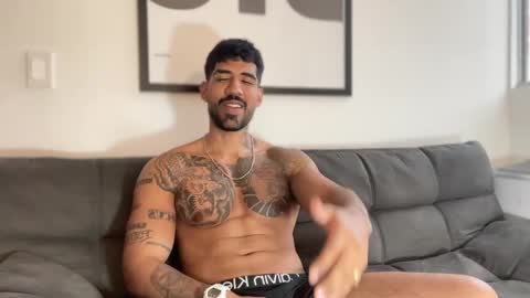 Myke esthetic online show from January 3, 2025, 10:19 pm