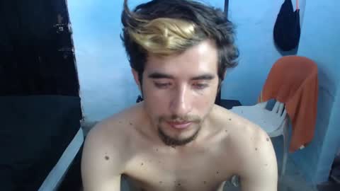 Snapshot of myke_xxx chatting on December 4, 2024, 8:07 pm mike online show from December 4, 2024, 8:07 pm