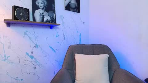 Mykel   online show from October 20, 2025, 6:03 am