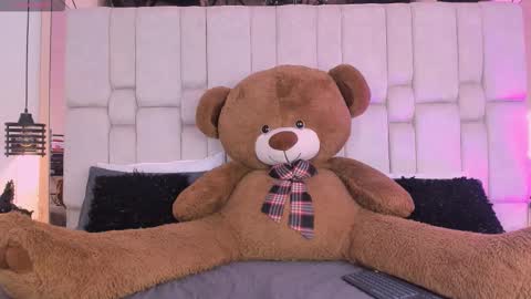  emy  online show from December 3, 2025, 3:58 am