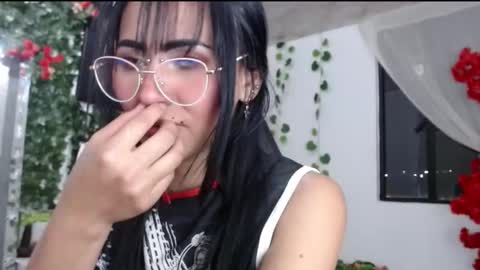 myomi online show from October 22, 2025, 3:07 am