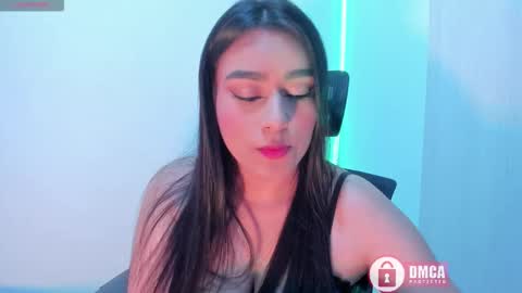 Bella online show from October 24, 2025, 5:37 am