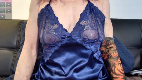 Snapshot of mystery_nymph_milf chatting on January 30, 2025, 11:02 pm Mystery Nymph Milf online show from January 30, 2025, 11:02 pm