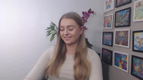 Erica online show from December 3, 2024, 1:10 pm