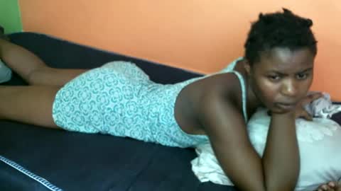 Snapshot of mystic_linna chatting on February 23, 2025, 8:28 am mystic_linna online show from February 23, 2025, 8:28 am