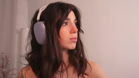 MILLI online show from November 18, 2025, 9:14 am