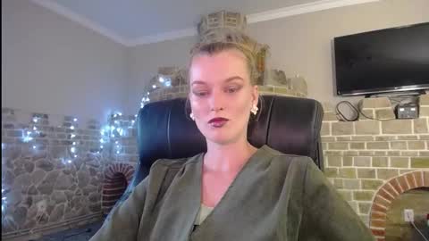 Snapshot of mysticvenus_ chatting on September 16, 2025, 3:02 pm mysticvenus_ online show from September 16, 2025, 3:02 pm