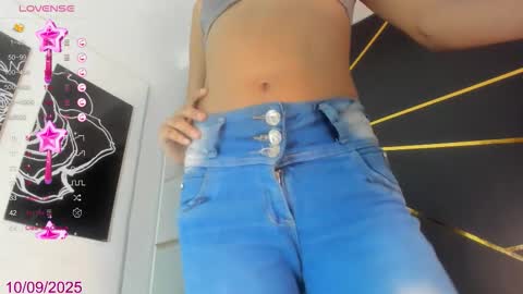 Snapshot of mystiquets chatting on September 10, 2025, 8:20 pm online show from September 10, 2025, 8:20 pm