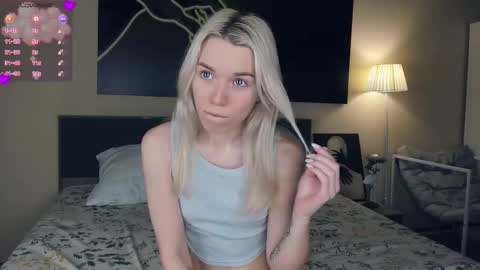 Olivia or just olive online show from November 2, 2025, 7:49 pm