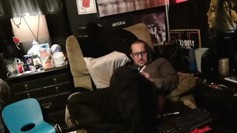 Snapshot of n3v3rpanic1 chatting on January 16, 2025, 8:00 am SnackPants online show from January 16, 2025, 8:00 am