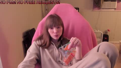 Natalie Marlo online show from January 1, 2025, 1:26 am