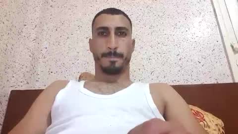 V online show from November 10, 2025, 4:17 pm