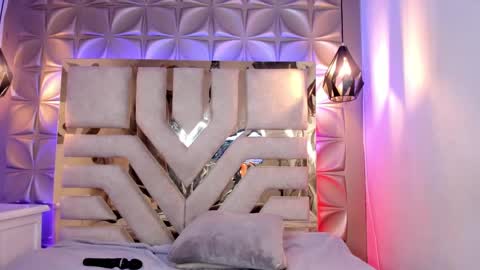 Snapshot of nahia_low chatting on January 31, 2025, 8:01 am  Valeria  online show from January 31, 2025, 8:01 am