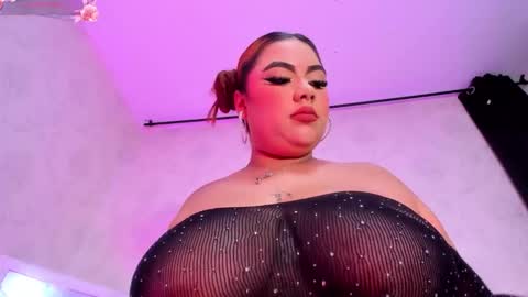 Snapshot of nahiara_lee_ chatting on October 14, 2025, 12:17 pm Nahia online show from October 14, 2025, 12:17 pm