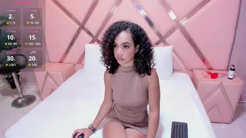 Snapshot of nahiaragray chatting on September 26, 2025, 8:57 pm Nahiara Gray online show from September 26, 2025, 8:57 pm