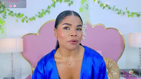 NahiaraReina  online show from October 28, 2025, 1:25 pm