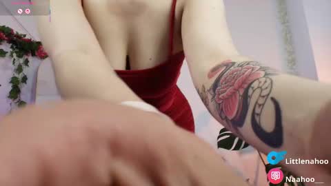 Snapshot of naho_4269 chatting on September 26, 2025, 2:15 am Naho  Sigueme en mis Redes Sociales Follow me on my social networks online show from September 26, 2025, 2:15 am