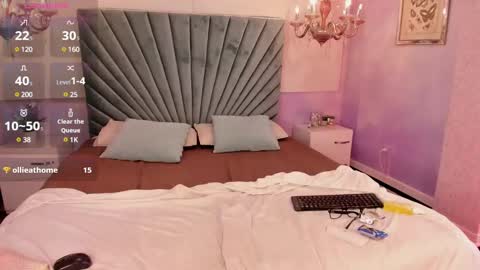 Snapshot of nahomi_wild chatting on December 11, 2024, 10:49 pm Nahomi online show from December 11, 2024, 10:49 pm