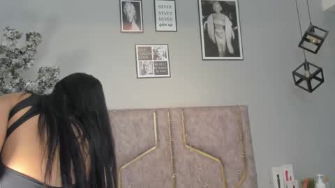 Snapshot of nahomycarterr chatting on November 21, 2025, 8:07 pm nahomycarterr online show from November 21, 2025, 8:07 pm