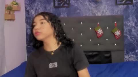 Snapshot of naileth_ chatting on November 12, 2025, 12:49 pm NAILETH online show from November 12, 2025, 12:49 pm