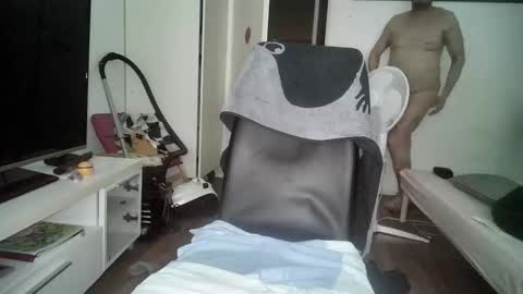 naimando353223 online show from September 29, 2025, 7:24 am