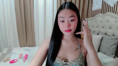 Kate online show from December 4, 2025, 4:38 pm