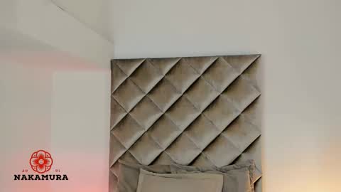 INSTAGRAM  m2221     online show from October 28, 2025, 2:37 am