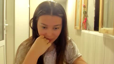 naked_bebe_hot online show from September 8, 2025, 7:13 pm