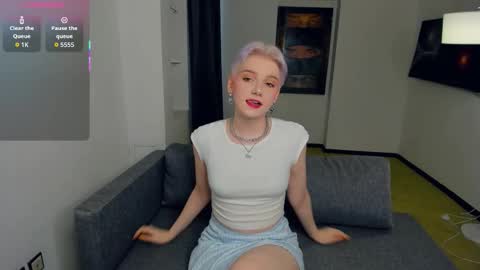 Kate online show from September 18, 2025, 11:45 am