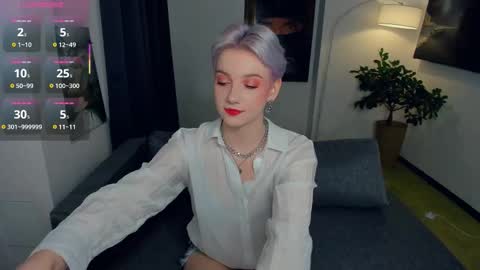 Kate online show from October 2, 2025, 11:50 am