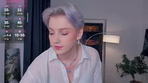 Kate online show from October 22, 2025, 12:16 pm