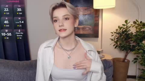 Kate online show from November 27, 2025, 12:29 pm