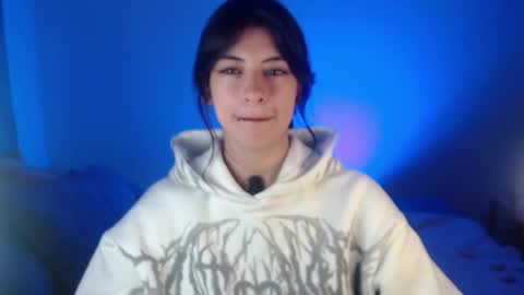 nala_saphir online show from November 21, 2025, 6:34 am