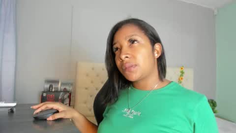 nami_sam online show from March 8, 2025, 12:41 pm