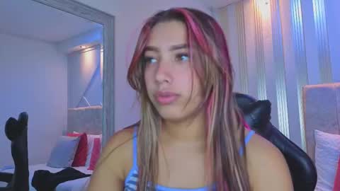 Snapshot of nami_sweet_ chatting on October 27, 2025, 12:09 pm nami_sweet_ online show from October 27, 2025, 12:09 pm