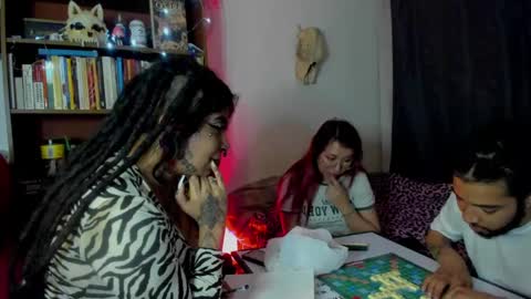 Snapshot of nana_cirkuss chatting on October 8, 2025, 4:43 am Val online show from October 8, 2025, 4:43 am