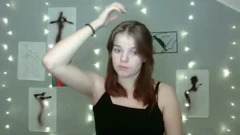 Nana online show from September 22, 2025, 8:05 am