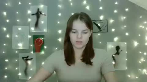 Nana online show from September 29, 2025, 8:08 am