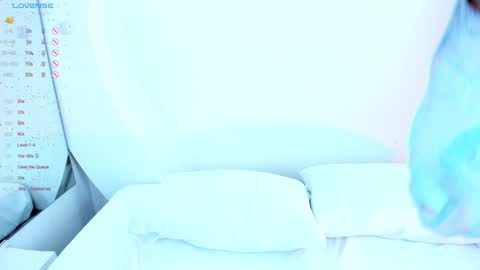 NanaOsaky online show from December 27, 2024, 3:59 pm