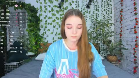 Luna online show from February 6, 2025, 5:25 am