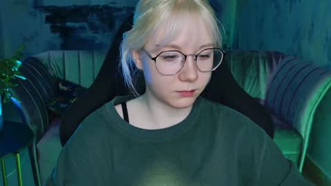 nancymartinez online show from February 8, 2025, 5:08 am