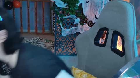 nancymartinez online show from October 27, 2025, 5:11 am