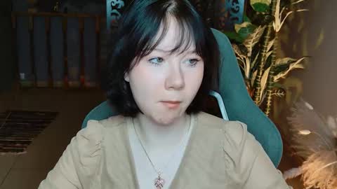 nancymartinez online show from November 19, 2025, 5:07 am