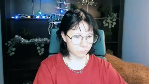 nancymartinez online show from December 18, 2025, 5:13 am