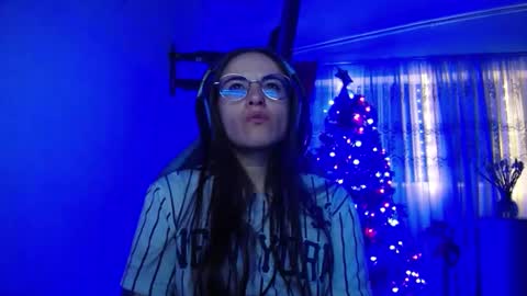 Snapshot of nanna_yoshi chatting on December 17, 2024, 12:12 am nanna yoshi online show from December 17, 2024, 12:12 am