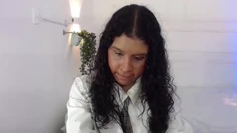 Snapshot of nannarouse chatting on October 24, 2025, 9:00 pm Nanna Rouse online show from October 24, 2025, 9:00 pm
